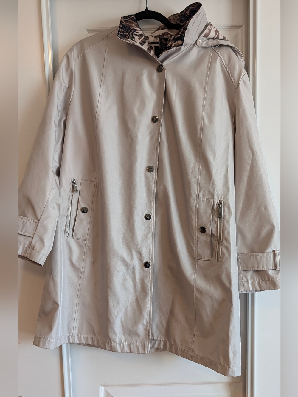 Women's Light Beige Trench Coat with Hood Size 14 Wide